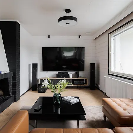 Gaia! - Luxury With Jacuzzi And Close To Trainstation 10 Minutes From City! 1,5 To Helsinki * Tampere